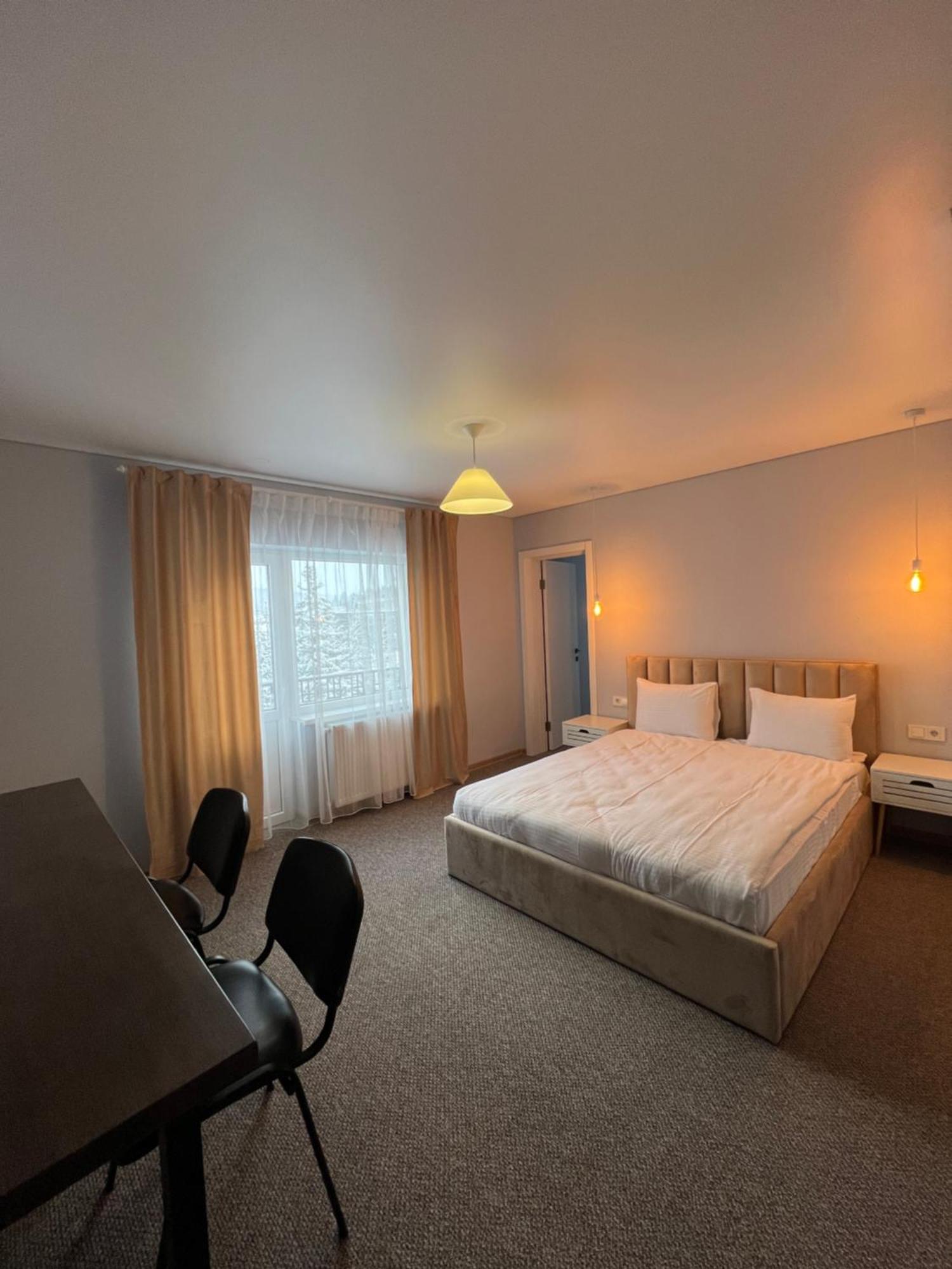 Imperial Hotel Μπούκοβελ Εξωτερικό φωτογραφία