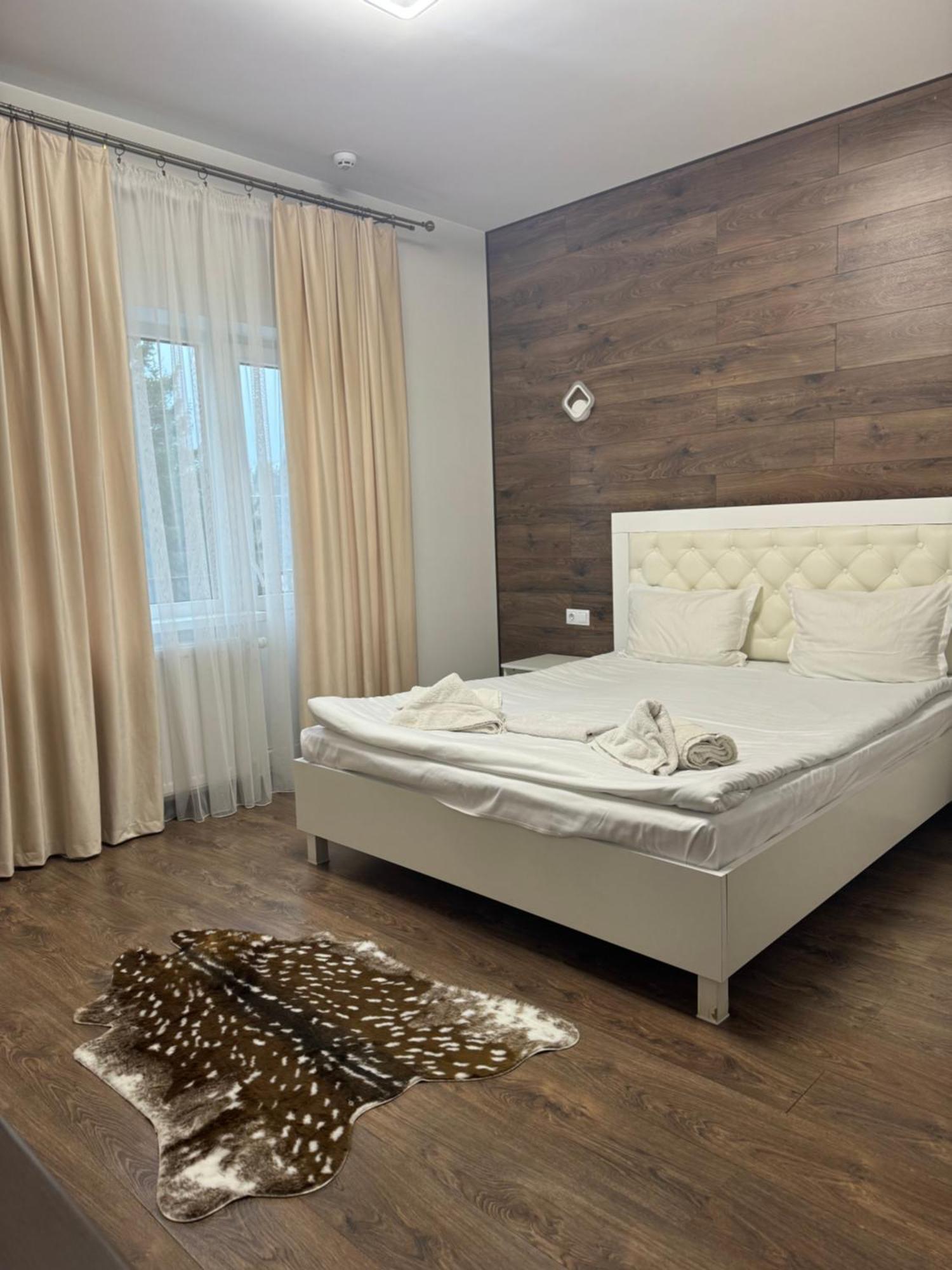 Imperial Hotel Μπούκοβελ Εξωτερικό φωτογραφία